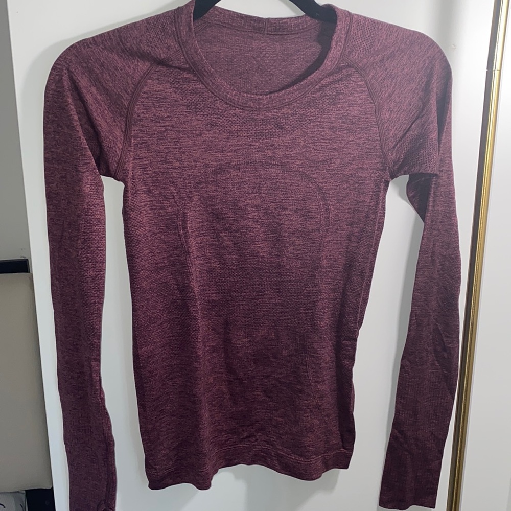 Lululemon LS swiftly sz 4 misty merlot